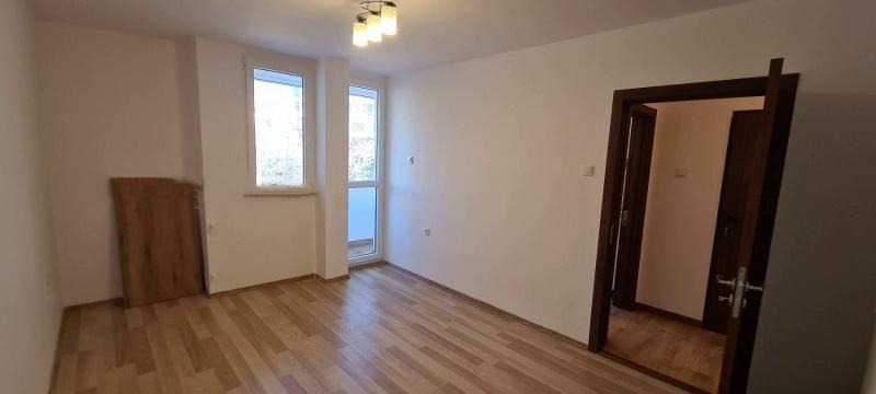 De inchiriat  2 dormitoare Sofia , Mladost 1A , 80 mp | 24638591 - imagine [4]