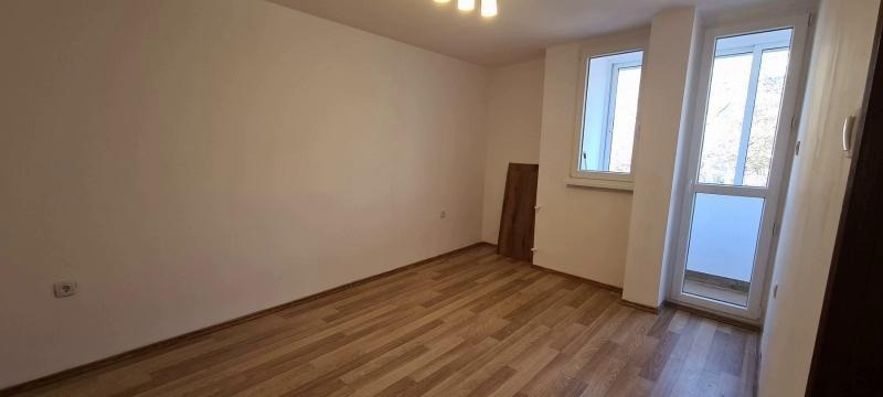 De inchiriat  2 dormitoare Sofia , Mladost 1A , 80 mp | 24638591 - imagine [5]