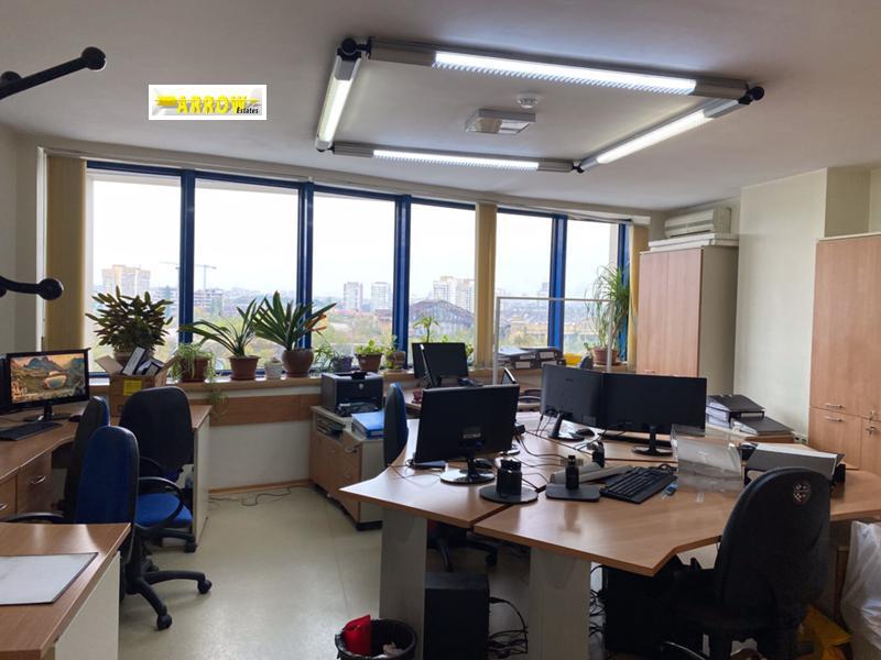 Da affittare  Ufficio Sofia , Tsentar , 240 mq | 38588238 - Immagine [2]