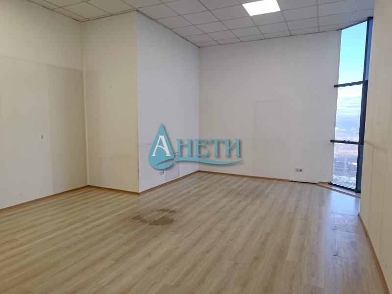 Te huur  Kantoor Sofia , Krastova vada , 1101 m² | 21066501 - afbeelding [9]