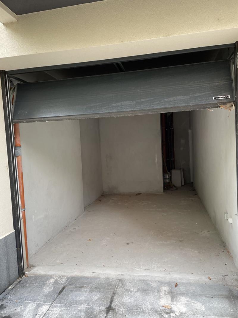 Дава под наем ГАРАЖ, ПАРКОМЯСТО, гр. София, Белите брези, снимка 2 - Гаражи и паркоместа - 52781492