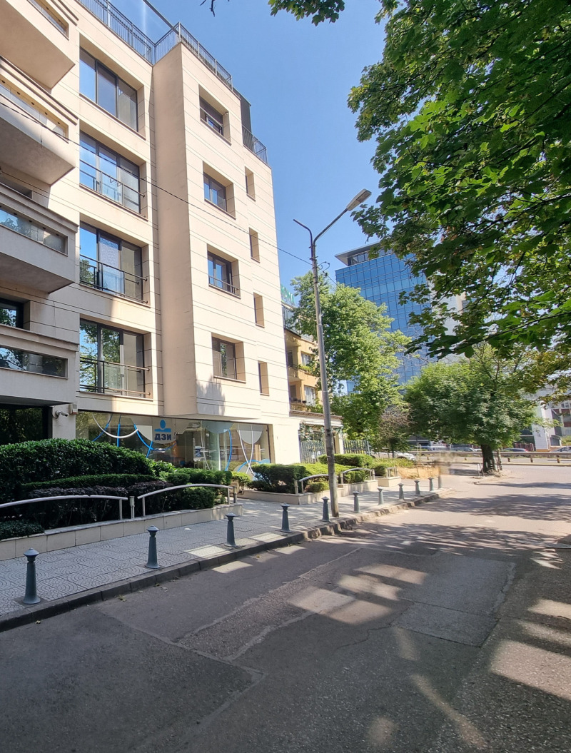 Vuokrattavana  Myymälä Sofia , Iztok , 137 neliömetriä | 17596801 - kuva [4]