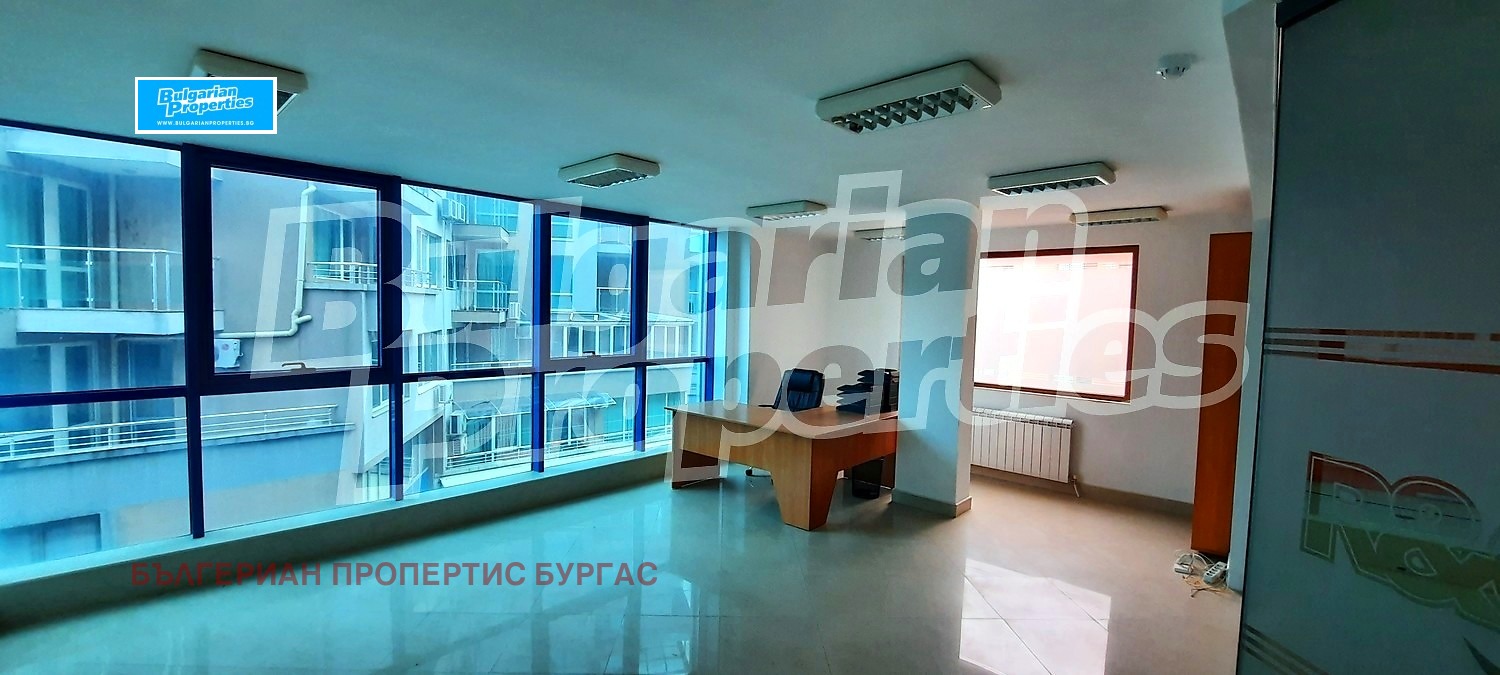 Дава под наем ОФИС, гр. Бургас, Лазур, снимка 6 - Офиси - 54200422