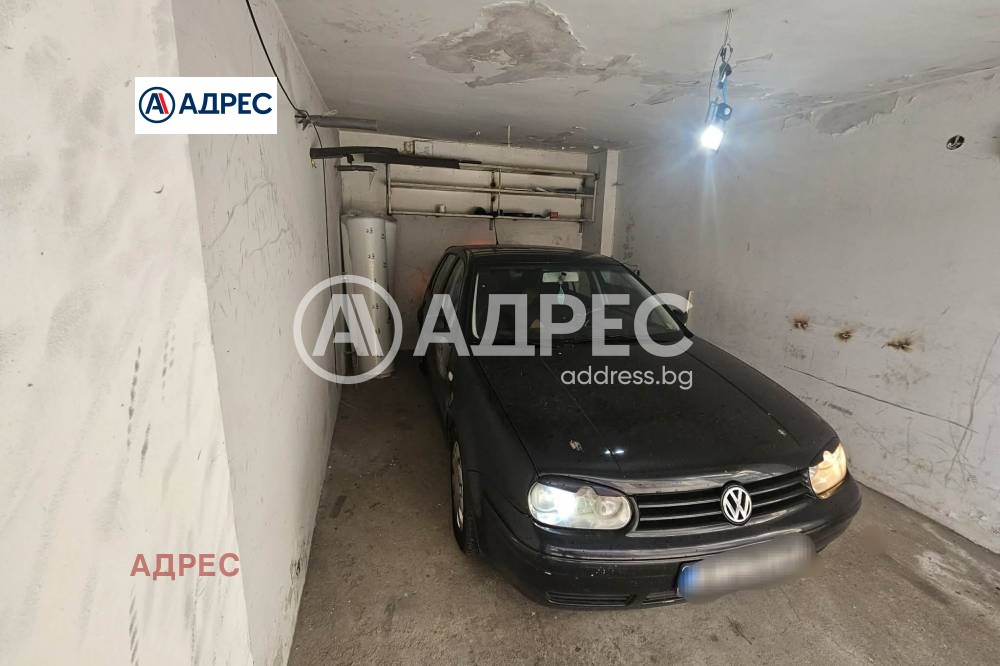 Дава под наем ГАРАЖ, ПАРКОМЯСТО, гр. Варна, Окръжна болница-Генерали, снимка 4 - Гаражи и паркоместа - 56125188