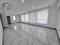 Под наем ОФИС, град Шумен, Център • 650 лв. • 71180475 — Holmes.bg