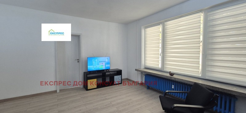Do wynajęcia  2 sypialnie Sofia , Centar , 80 mkw | 94476707 - obraz [3]
