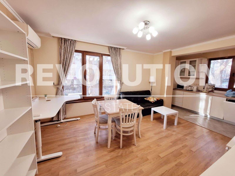 K pronájmu  1 ložnice Varna , Centar , 50 m2 | 53285983