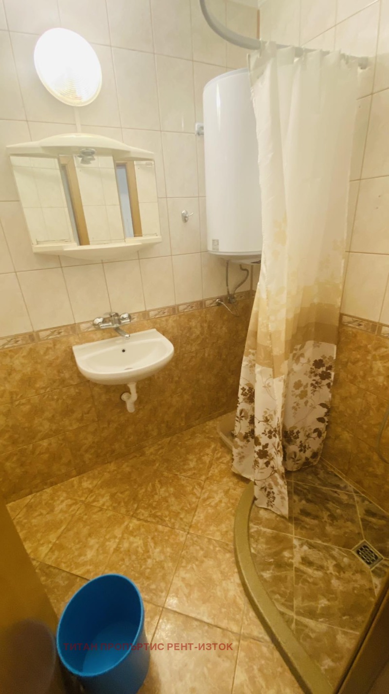 Дава под наем 3-СТАЕН, гр. Бургас, Център, снимка 6 - Апартаменти - 52771681