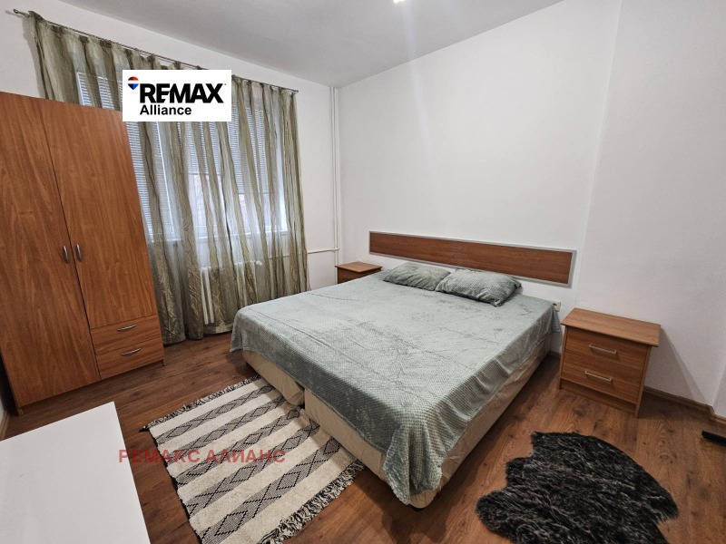 Дава под наем 3-СТАЕН, гр. София, Център, снимка 8 - Апартаменти - 52692043