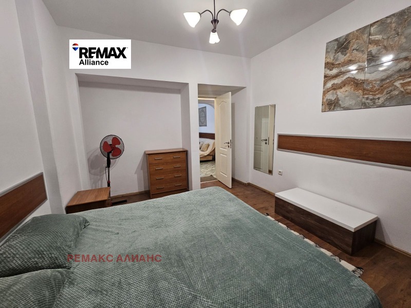 Дава под наем 3-СТАЕН, гр. София, Център, снимка 9 - Апартаменти - 52692043