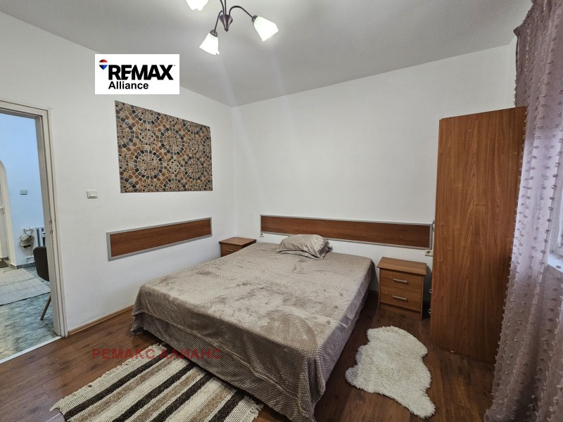 Дава под наем 3-СТАЕН, гр. София, Център, снимка 5 - Апартаменти - 52692043