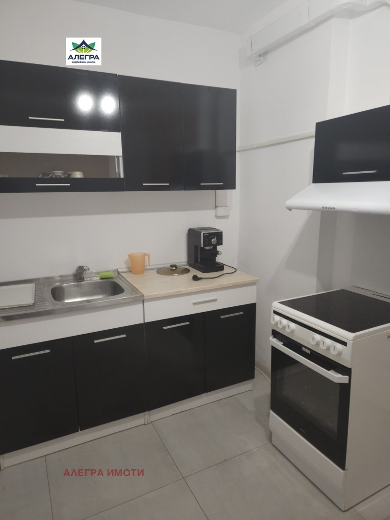 Дава под наем 2-СТАЕН, гр. Пазарджик, Руски, снимка 3 - Апартаменти - 52638888