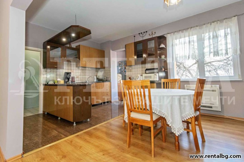 K pronájmu  2 ložnice Plovdiv , Centar , 93 m2 | 41003316 - obraz [15]