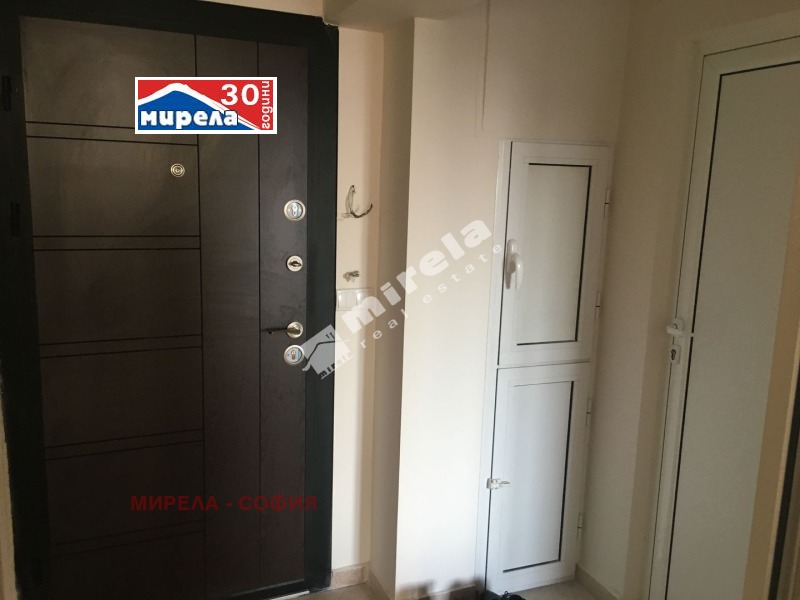 Издаје се  1 спаваћа соба Софија , Центар , 65 м2 | 74280190 - слика [7]