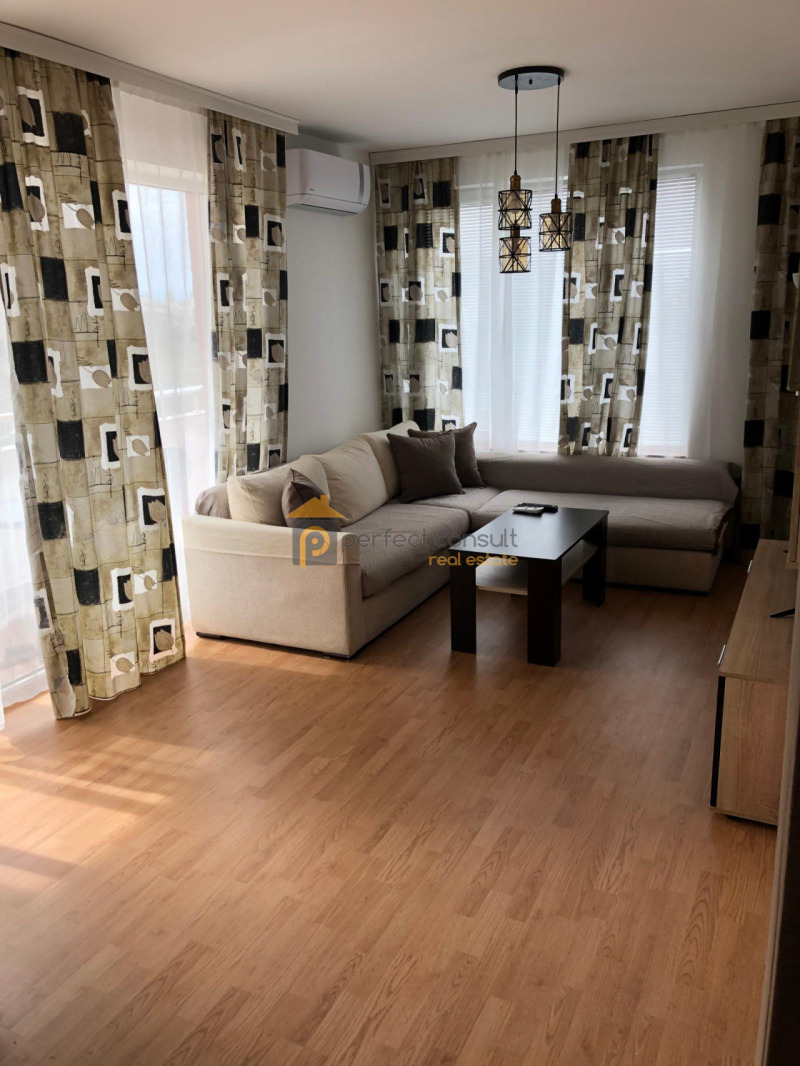 Te huur  2 slaapkamers Plovdiv , Gagarin , 110 m² | 86076304