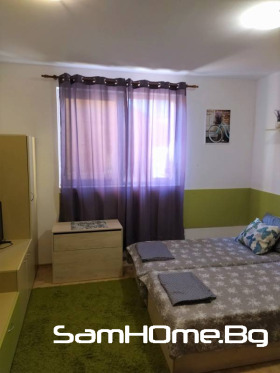 Studio Briz, Varna