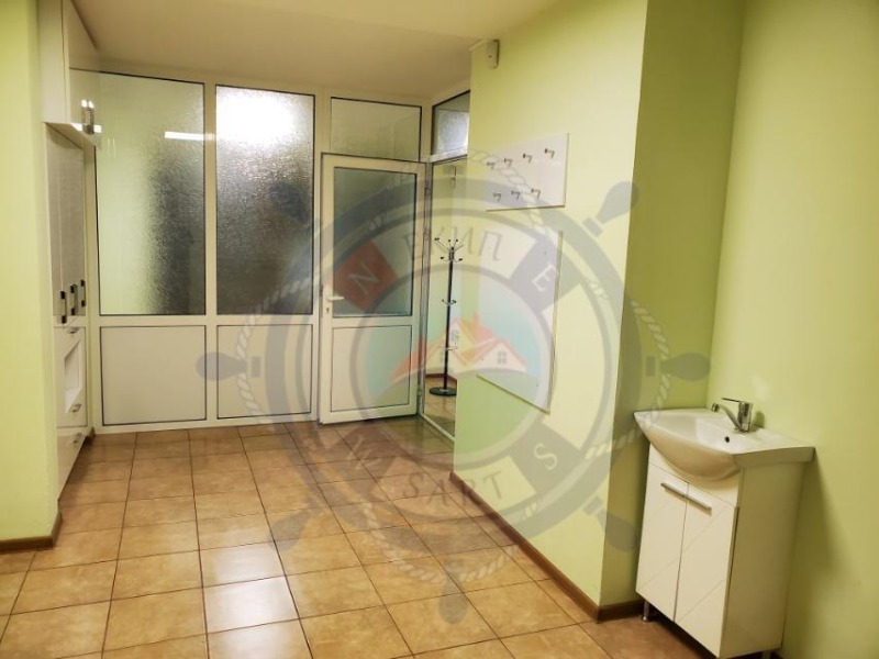 Προς ενοικίαση  Γραφείο Βαρνα , Οκραζνα βολνητσα-Γενεραλη , 35 τ.μ | 85381871 - εικόνα [6]