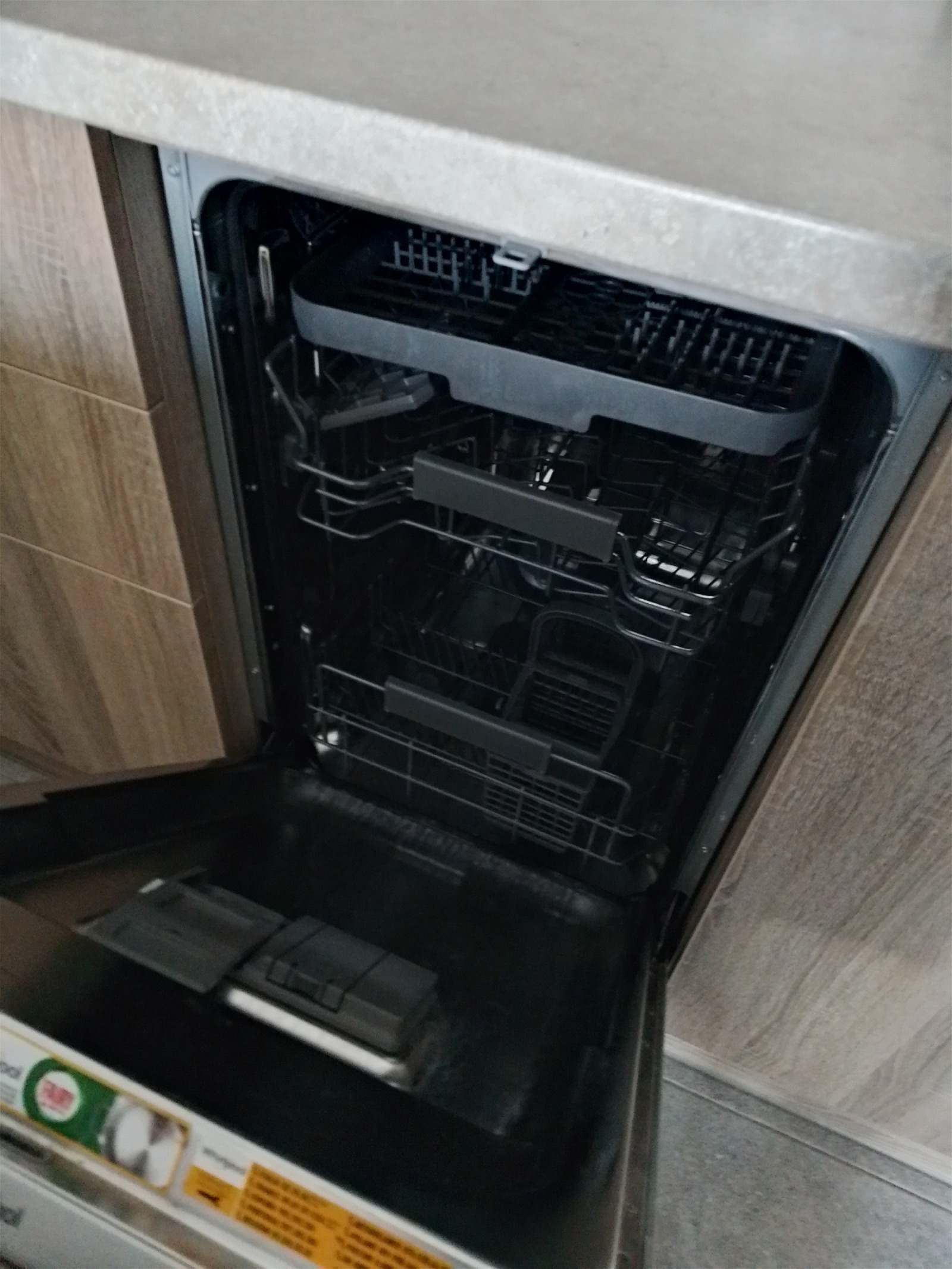 Дава под наем 2-СТАЕН, гр. София, Дружба 1, снимка 10 - Апартаменти - 54145418