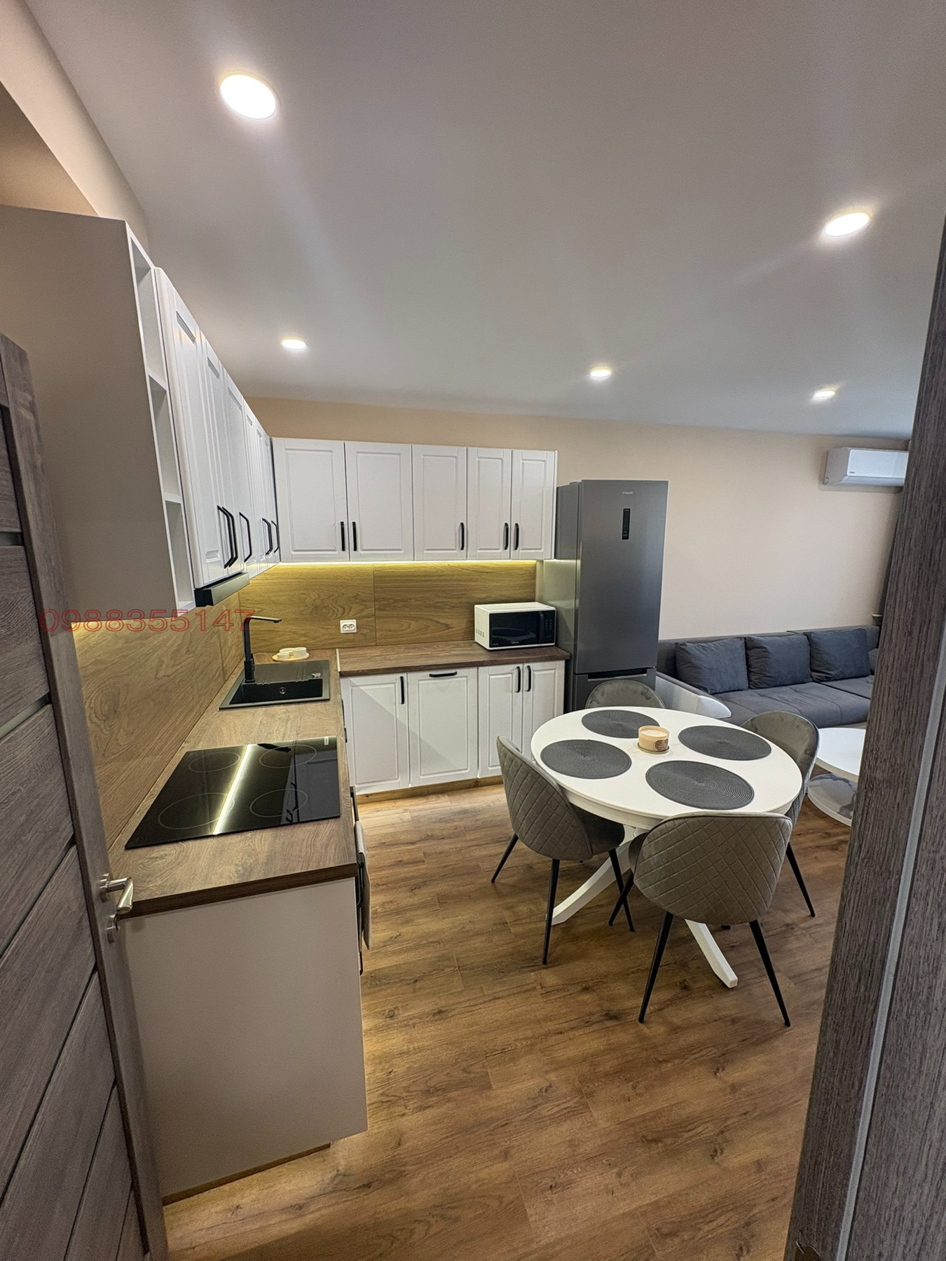 Дава под наем 3-СТАЕН, гр. Плевен, Широк център