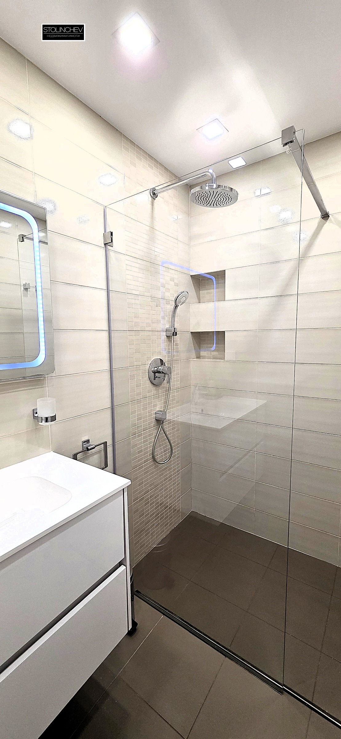 Дава под наем 4-СТАЕН, гр. София, Гео Милев, снимка 11 - Апартаменти - 54053669