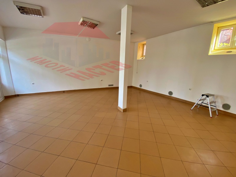Дава под Наем ОФИС в град Шумен, Център - 60 кв.м / 204.52 € » 400 лв., ИМОТИ НАСТЕВ