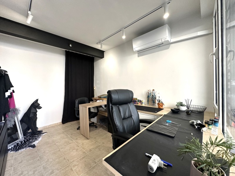 K pronájmu  Kancelář Sofia , Krastova vada , 20 m2 | 65290462