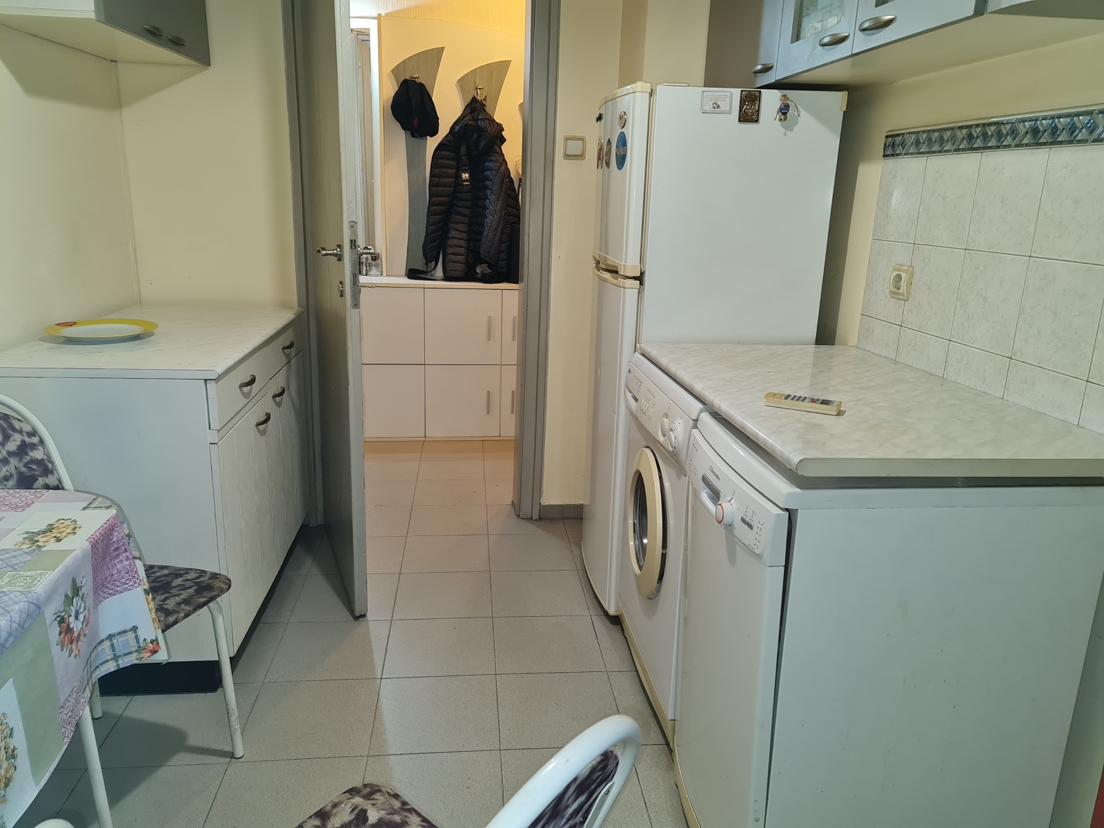 Дава под наем 1-СТАЕН, гр. София, Западен парк, снимка 4 - Апартаменти - 53763137