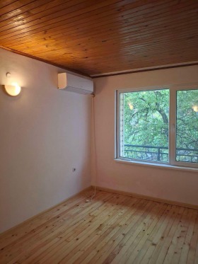 1 camera da letto Boiana, Sofia
