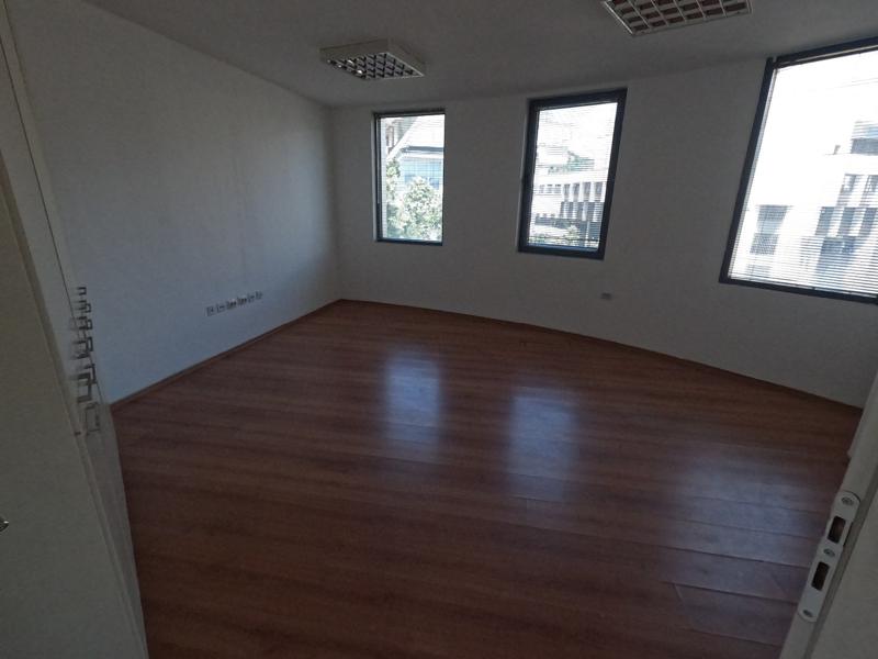 Дава под наем  Офис град Благоевград , Идеален център , 96 кв.м | 31450321 - изображение [7]