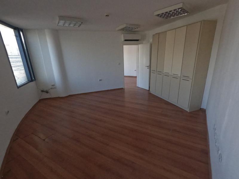 Дава под наем  Офис град Благоевград , Идеален център , 96 кв.м | 31450321 - изображение [8]