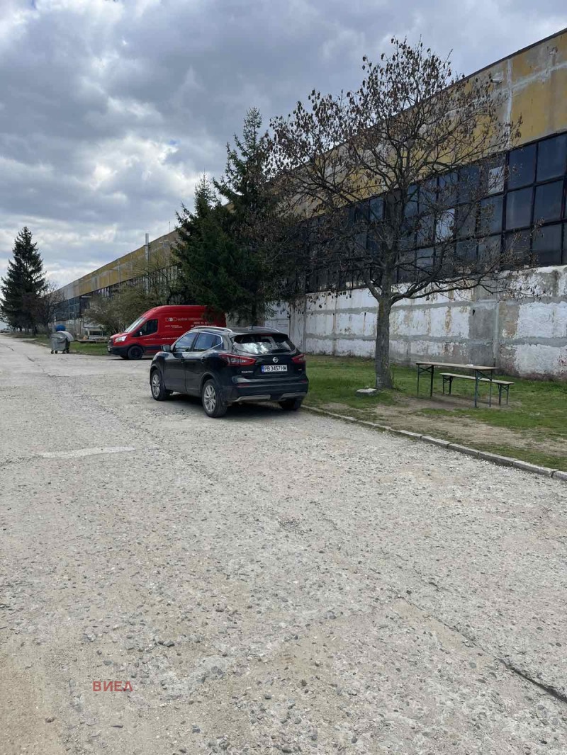 Do wynajęcia  Budynek przemysłowy region Pazardżik , Panagjuriszcze , 3400 mkw | 39225622 - obraz [3]