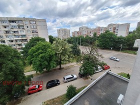 Дава под наем  3-стаен, град София