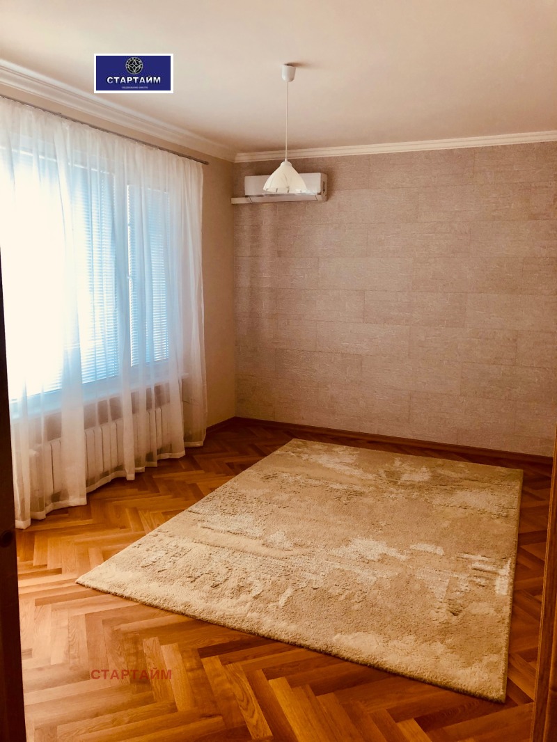 Дава под наем  3-стаен град София , Оборище , 120 кв.м | 62061137 - изображение [16]
