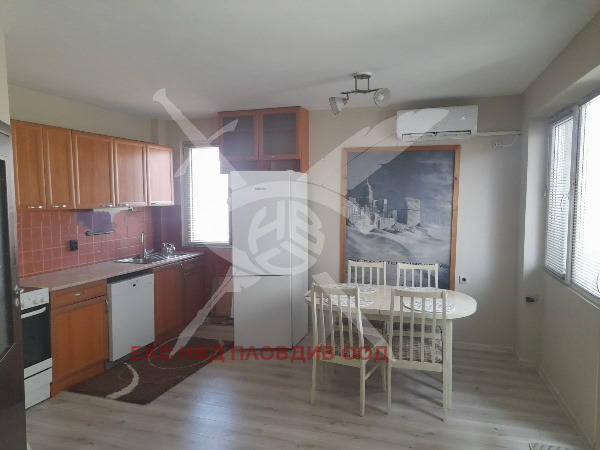 Дава под наем 3-СТАЕН, гр. Пловдив, Младежки Хълм, снимка 2 - Апартаменти - 53862755