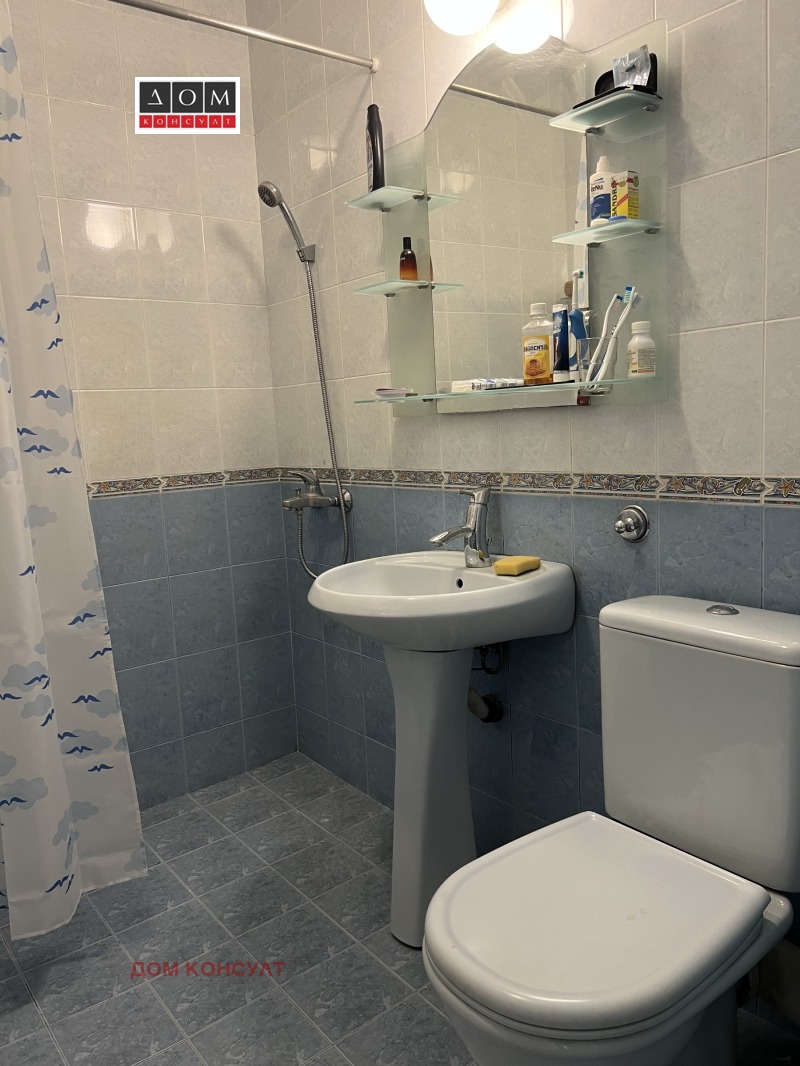 Дава под наем  2-стаен град София , Света Троица , 45 кв.м | 52986185 - изображение [12]