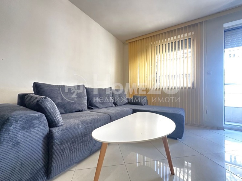 En renta  1 dormitorio Plovdiv , Karshiyaka , 67 metros cuadrados | 71595034