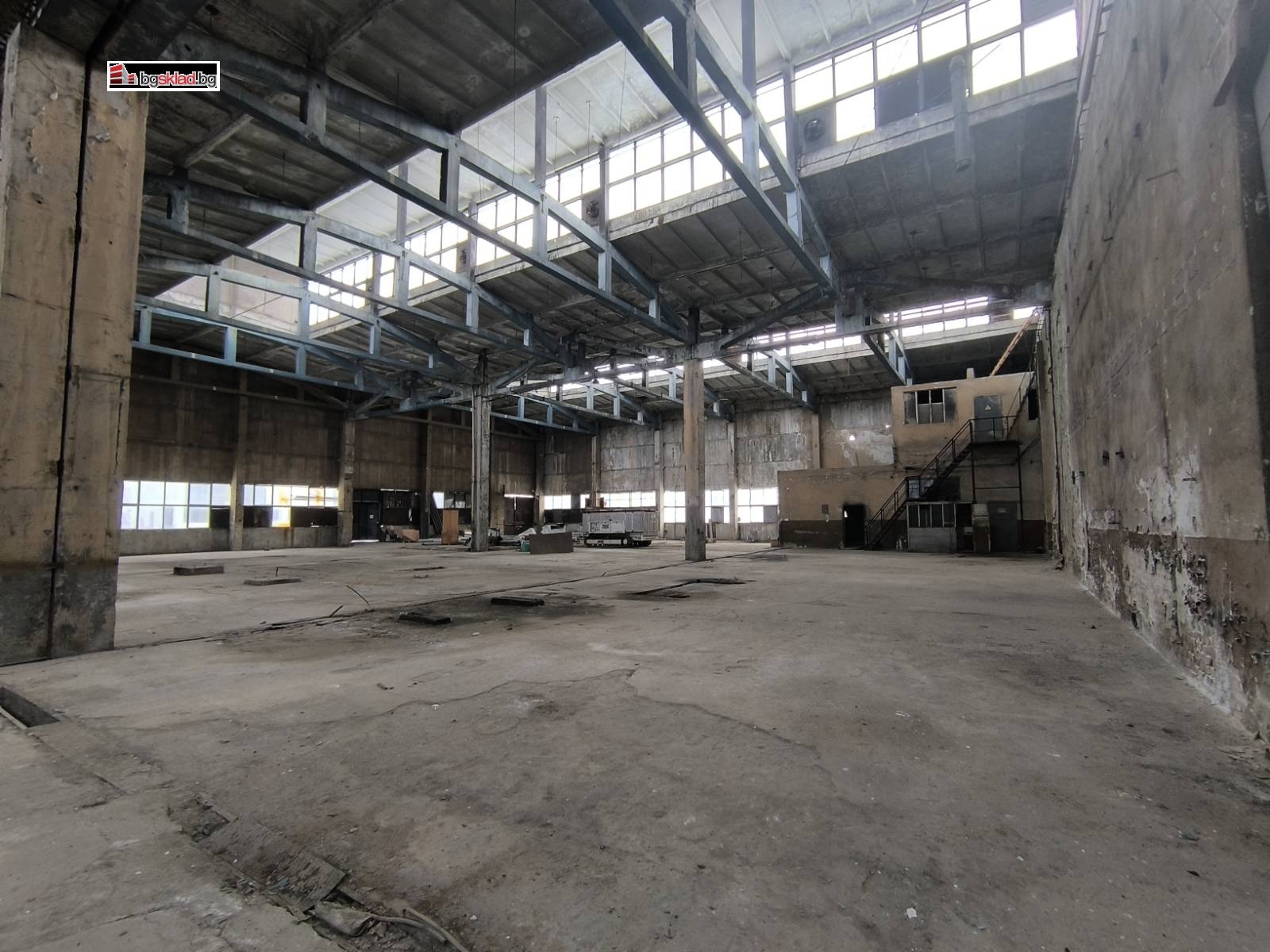 Дава под Наем ПРОМ. ПОМЕЩЕНИЕ | Imot.bg — изображение 2