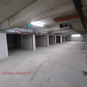 Garage Pestjersko sjose, Plovdiv 4