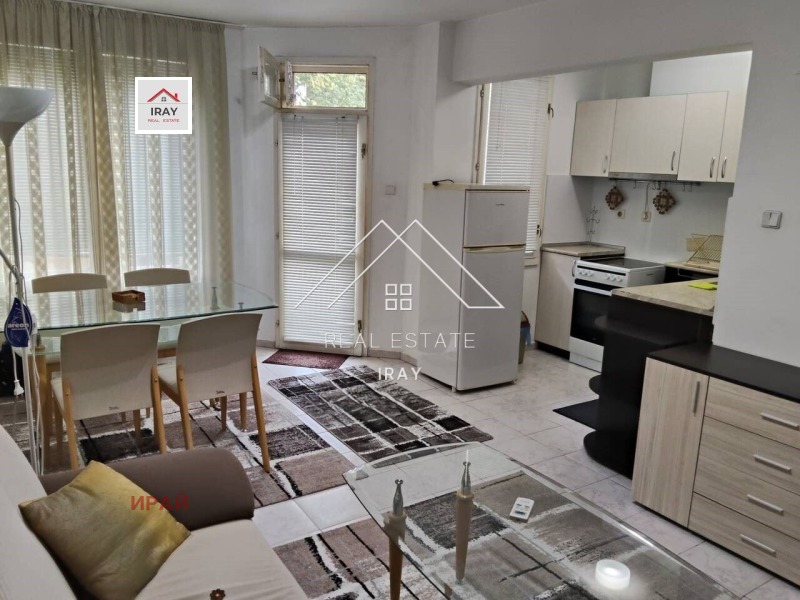 Te huur  1 slaapkamer Stara Zagora , Tsentar , 60 m² | 22363303