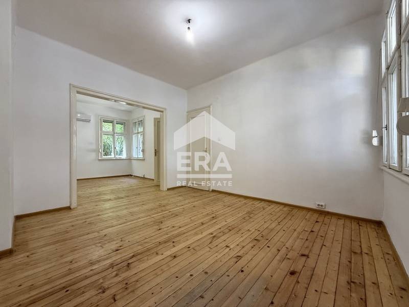 K pronájmu  3 ložnice Sofia , Centar , 85 m2 | 24923287