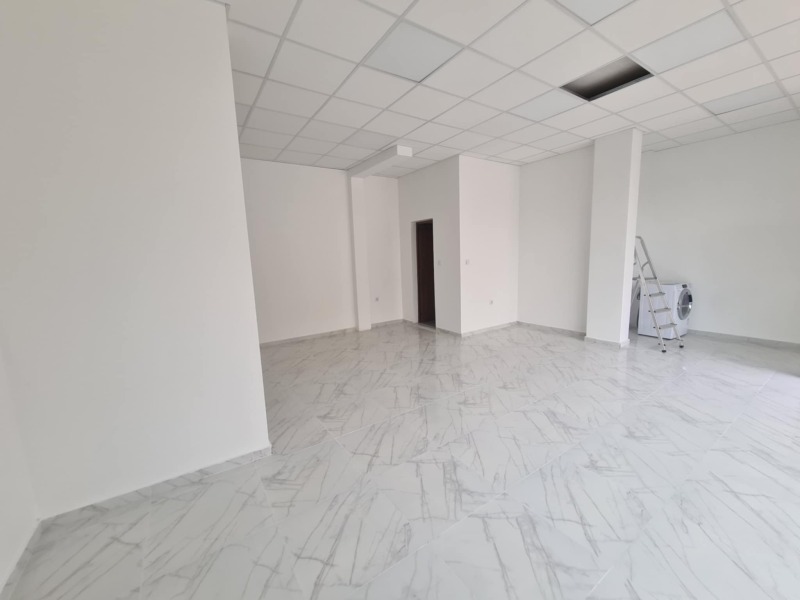 Kiadó  Üzlet Haskovo , Mladezski halm , 50 négyzetméter | 95217455 - kép [2]