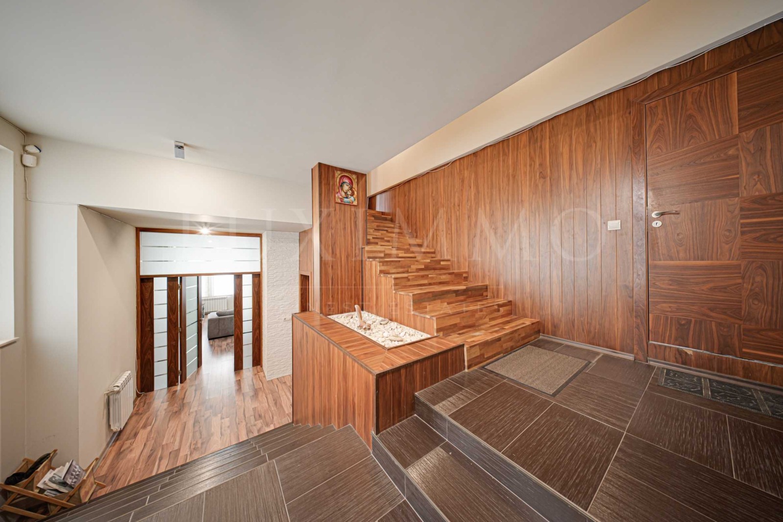 Дава под наем КЪЩА, в.з.Ярема, област София област, снимка 3 - Къщи - 54043192