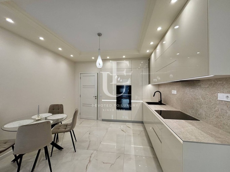 K pronájmu  1 ložnice Sofia , Krasno selo , 62 m2 | 49213736 - obraz [4]