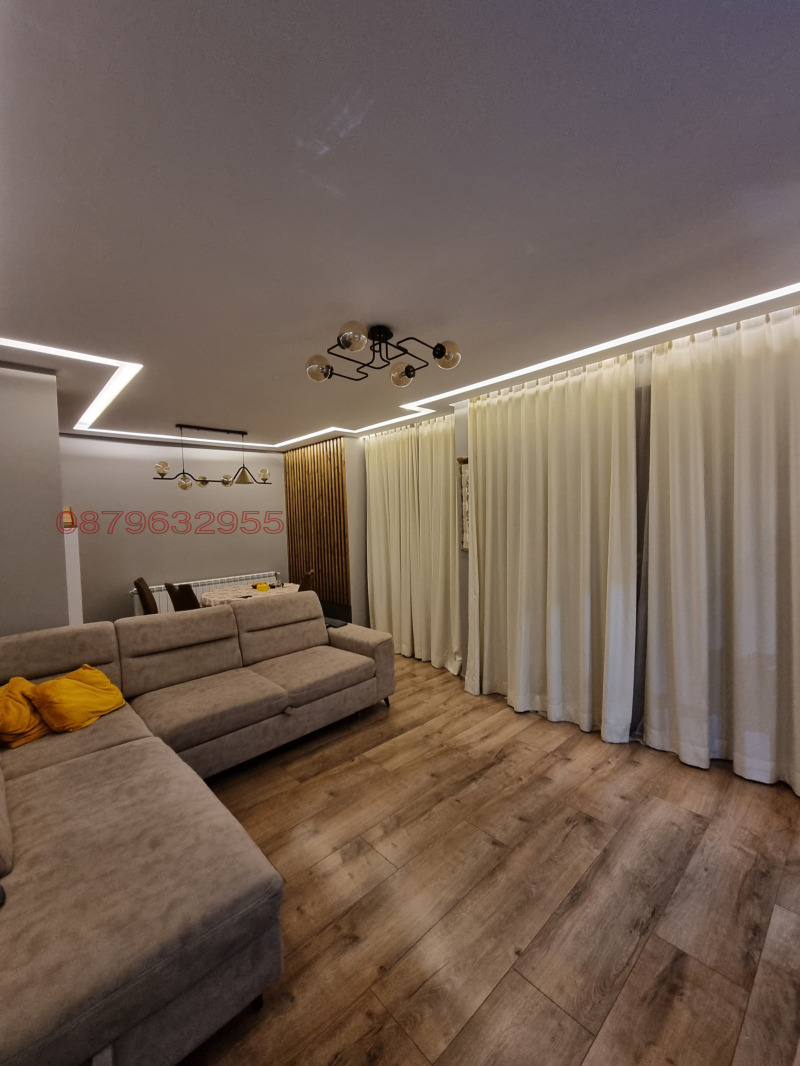 Дава под наем  3-стаен град София , Лагера , 114 кв.м | 55572831 - изображение [3]