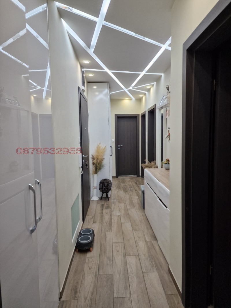 Дава под наем  3-стаен град София , Лагера , 114 кв.м | 55572831 - изображение [8]