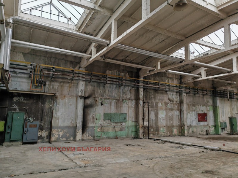 Til leie  Industribygg Ruse , Promisjlena zona - Zapad , 2000 kvm | 83536370 - bilde [2]