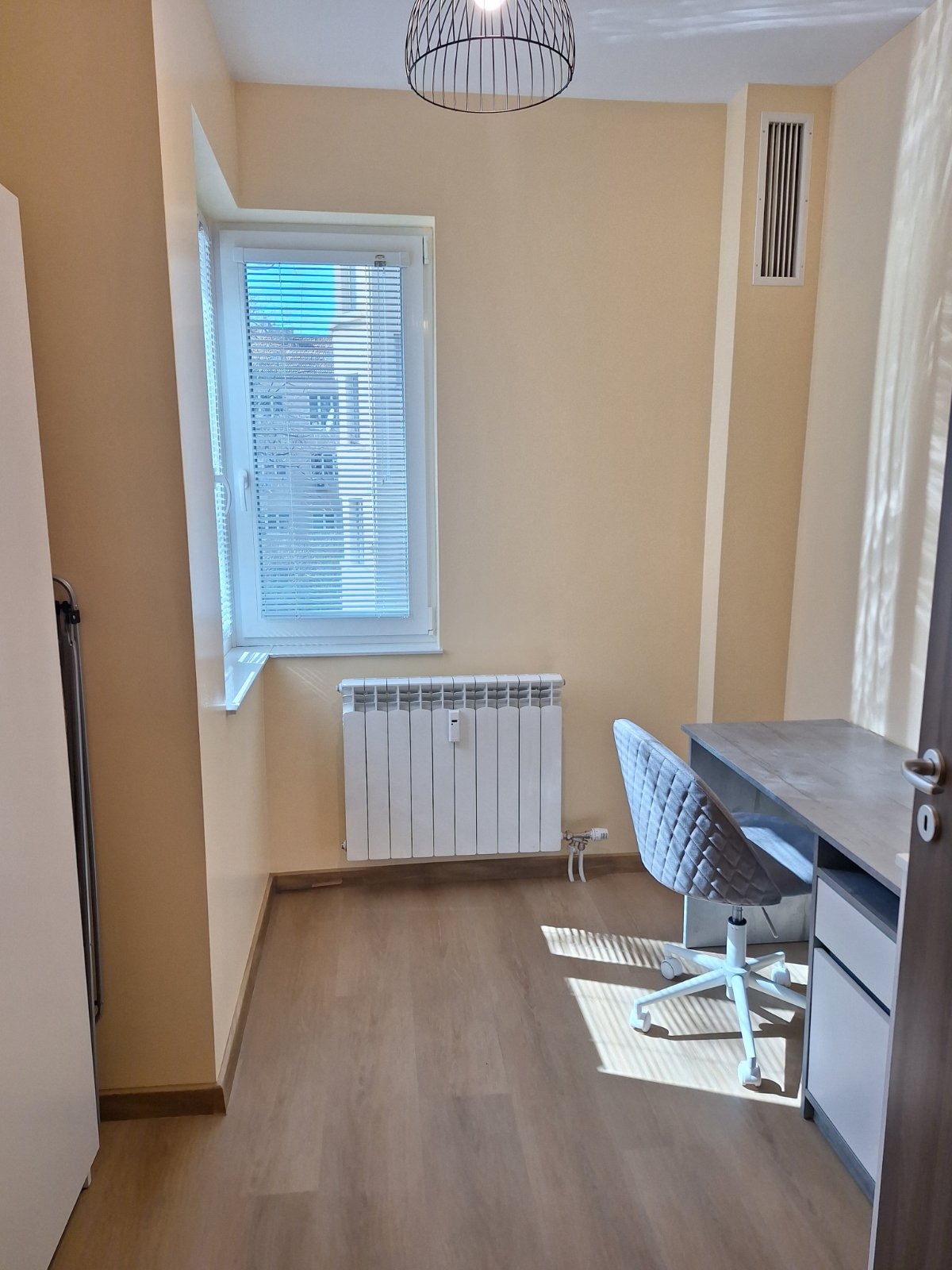 Дава под наем 3-СТАЕН, гр. София, Център, снимка 5 - Апартаменти - 54203840