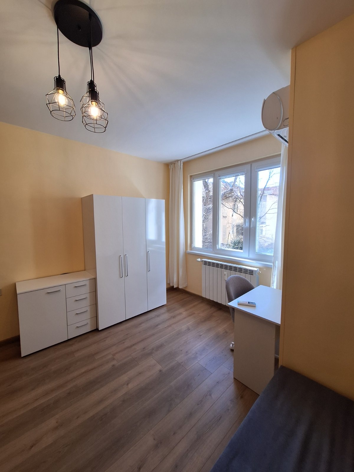 Дава под наем 3-СТАЕН, гр. София, Център, снимка 6 - Апартаменти - 54203840