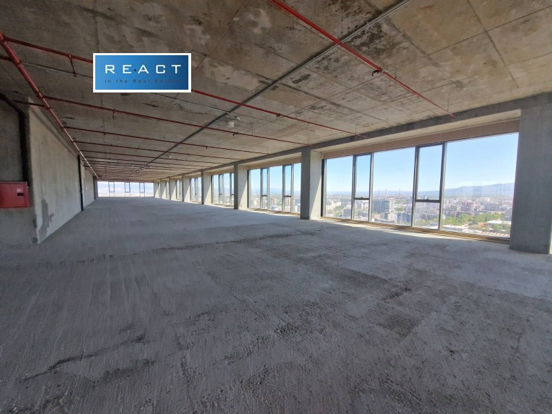 Дава под Наем ОФИС в град София, 7-ми 11-ти километър - 1100 кв.м / 14 290 € » 27 948.81 лв., РЕАКТ