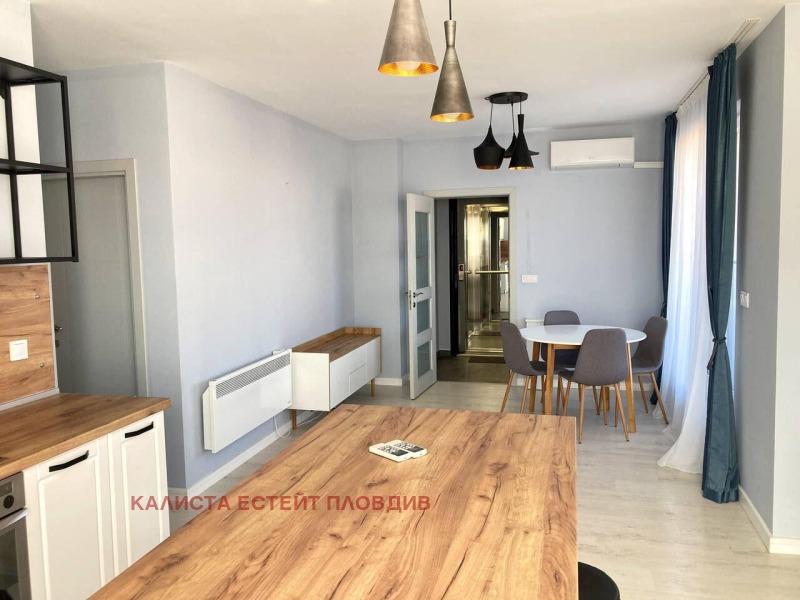 В аренду  2 спальни Пловдив , Център , 100 кв.м | 98999106 - изображение [2]
